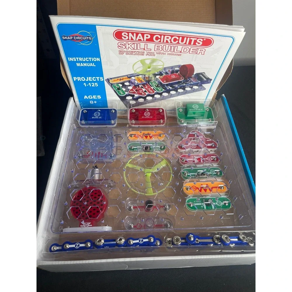 Elenco Snap Circuits Skill Builder SB-125 Electronics STEM Kit 125 Projects 31pc